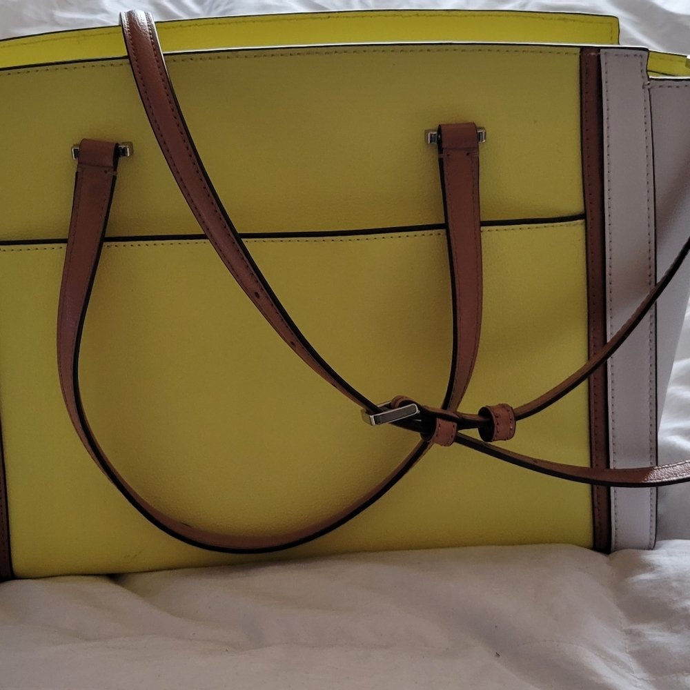 Kate Spade lime and white bag